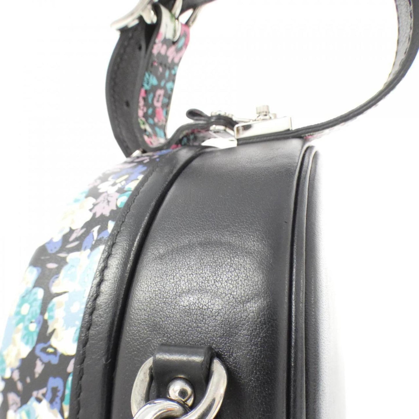 Louis Vuitton Others Black Shoulder Bags