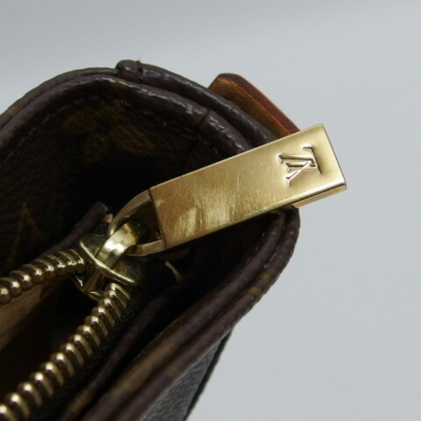 Louis Vuitton Monogram Canvas Brown Shoulder Bags