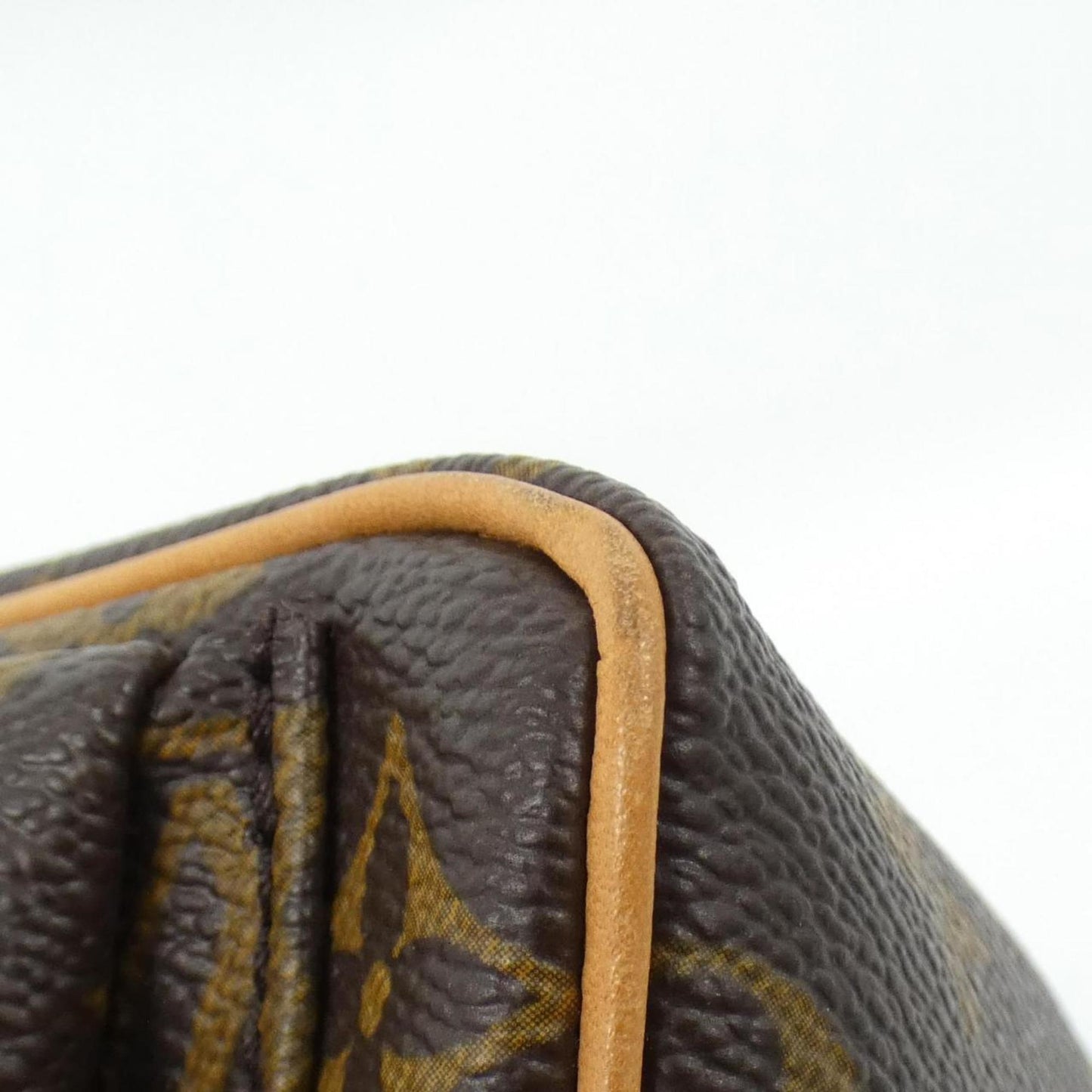 Louis Vuitton Coated Canvas Brown Shoulder Bags