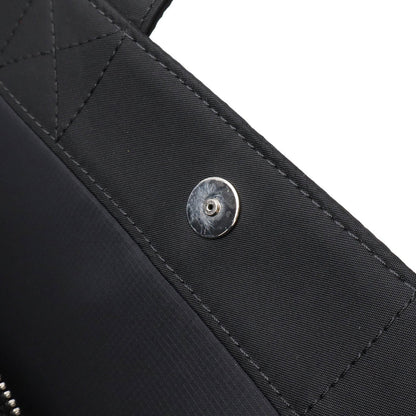 Burberry Nylon Black Shoulder Bags