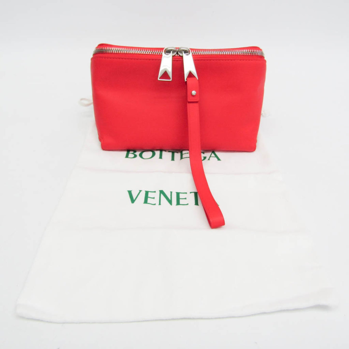 Bottega Veneta Others Red Clutch Bags