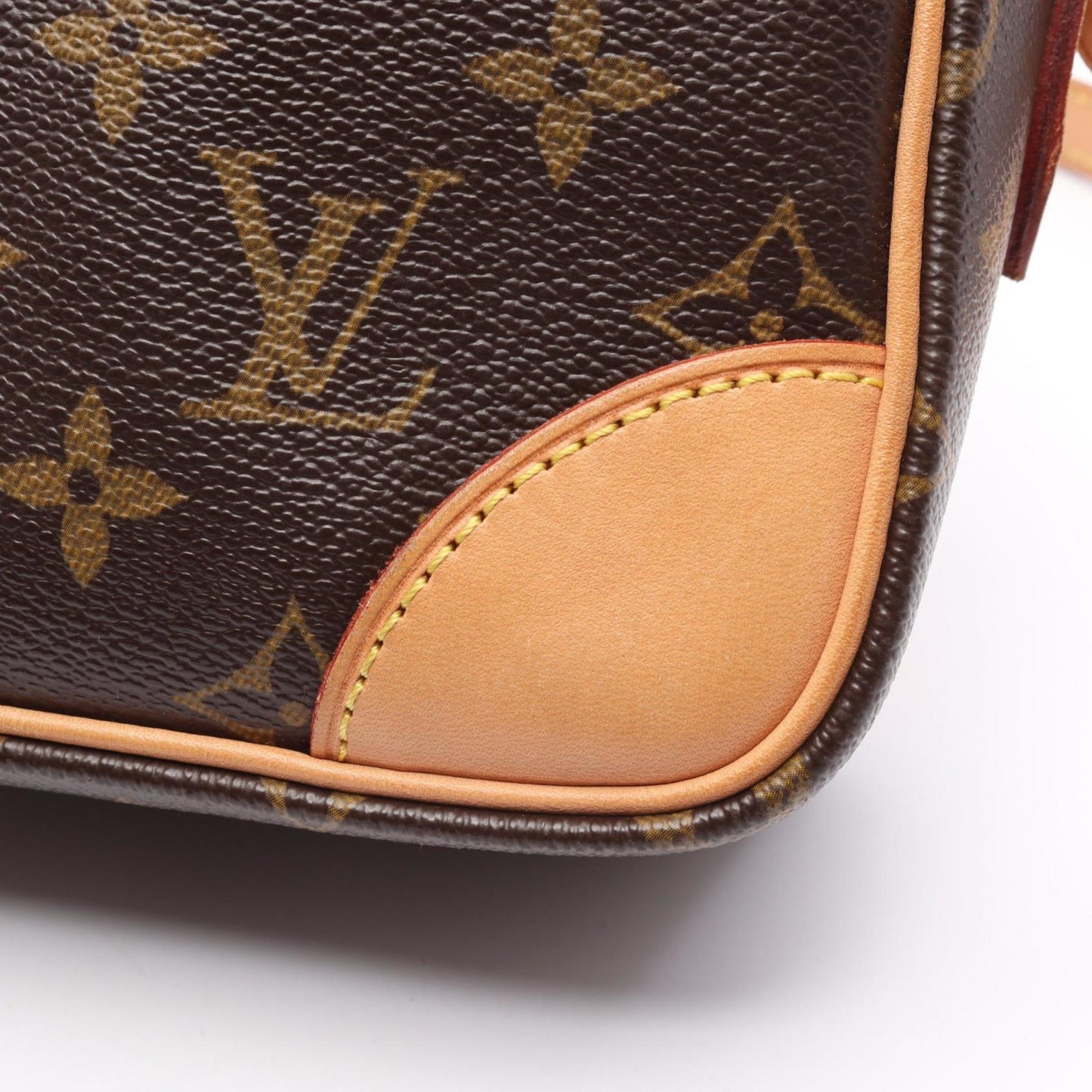 Louis Vuitton Coated Canvas Brown Shoulder Bags