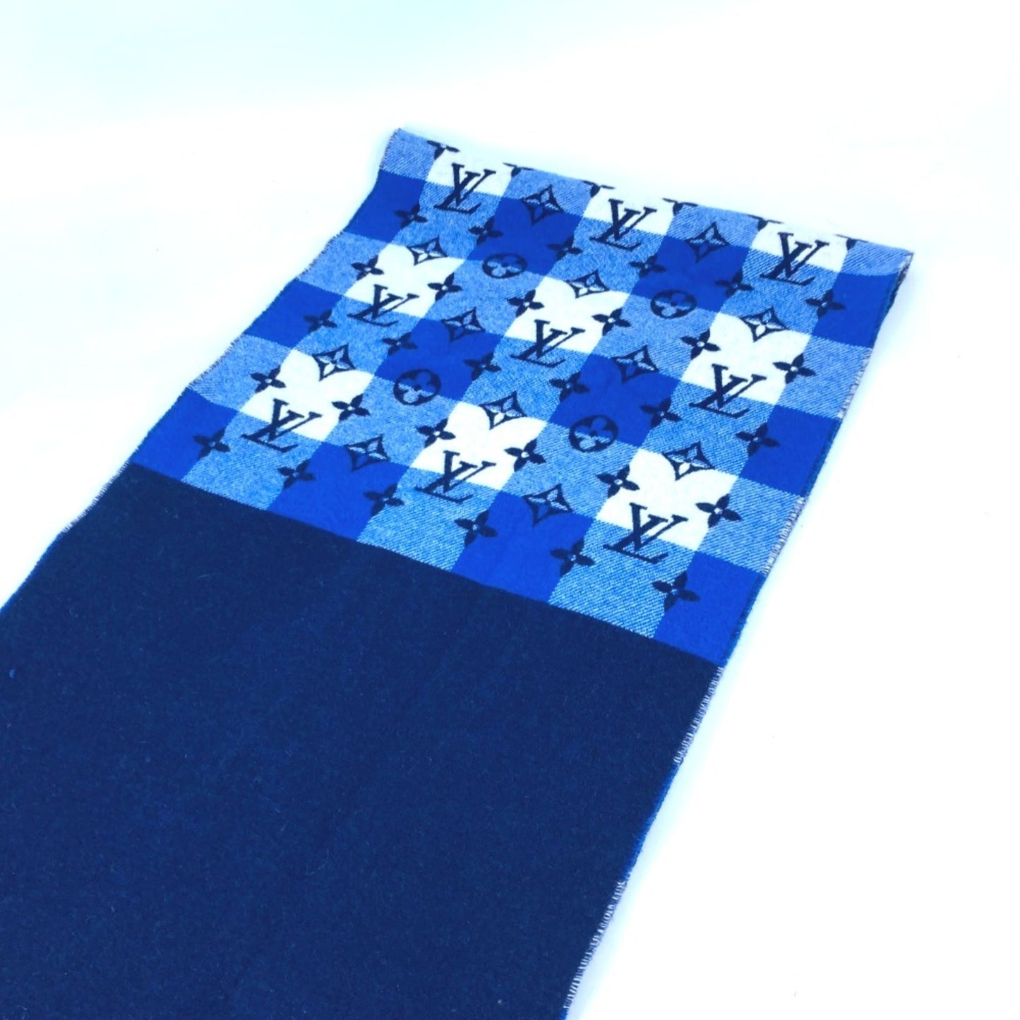 Louis Vuitton Wool Blue Scarves