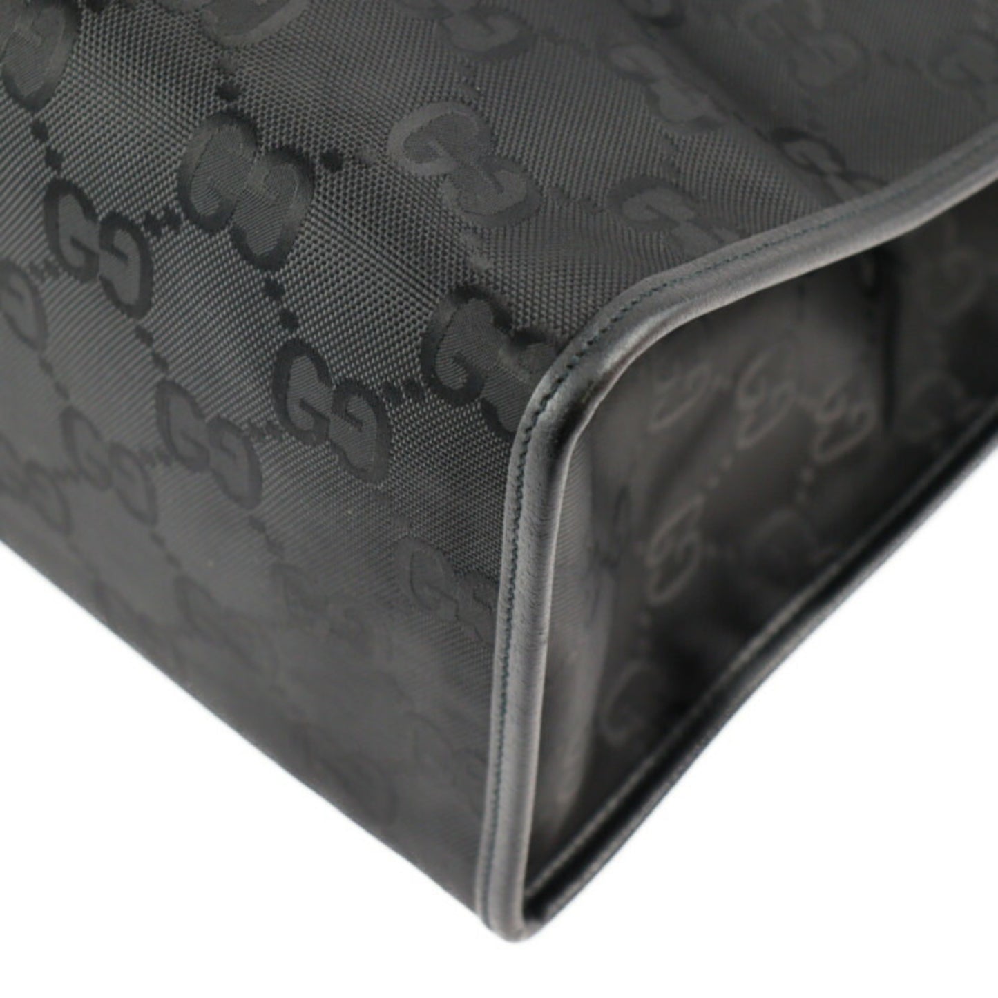 Gucci Nylon Black Handbags