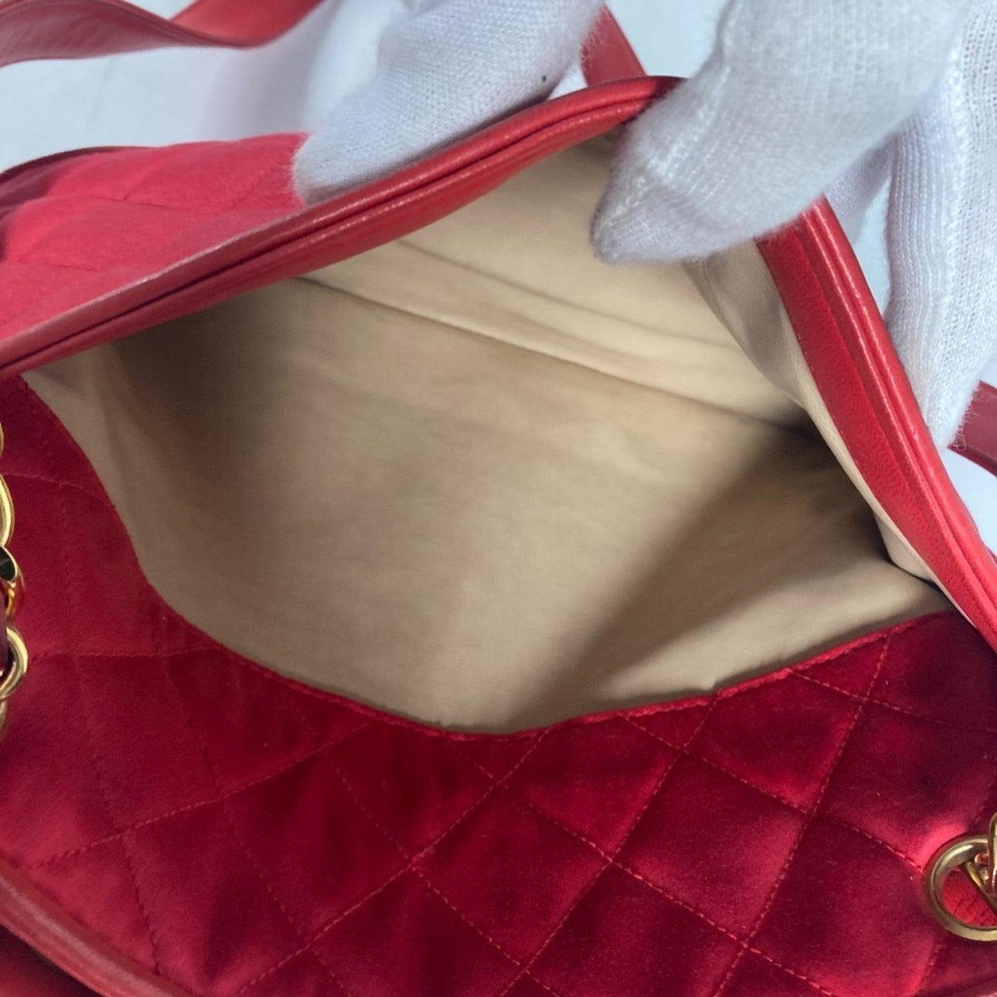 Chanel Satin Red Shoulder Bags