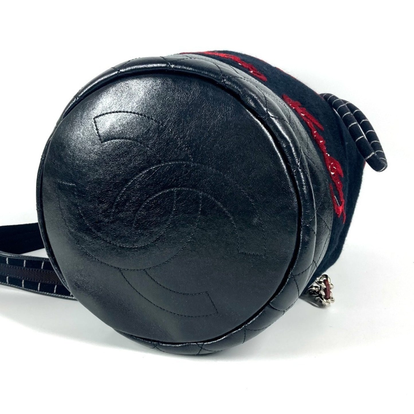 Chanel Wool Black Shoulder Bags