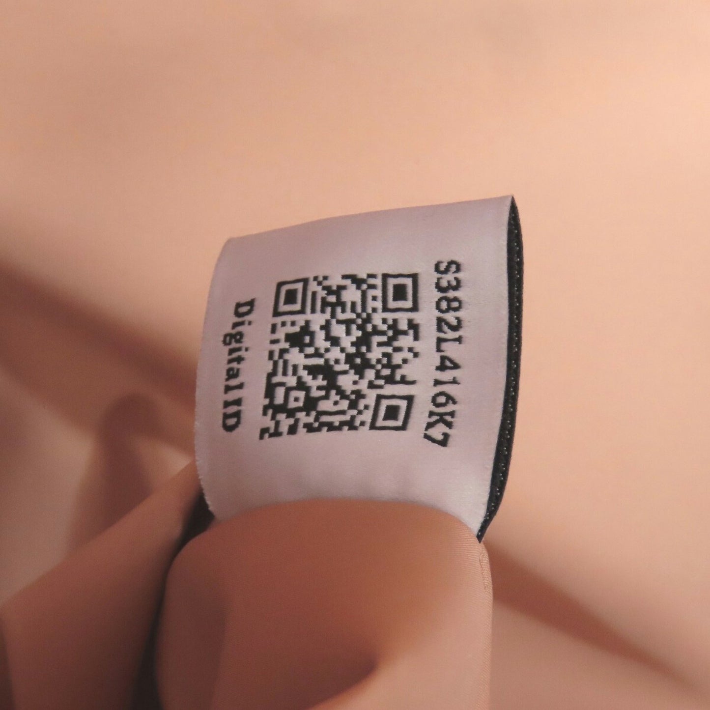 Chloé Nylon Pink Tote Bags