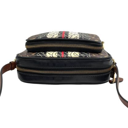 Burberry Pvc Brown Shoulder Bags
