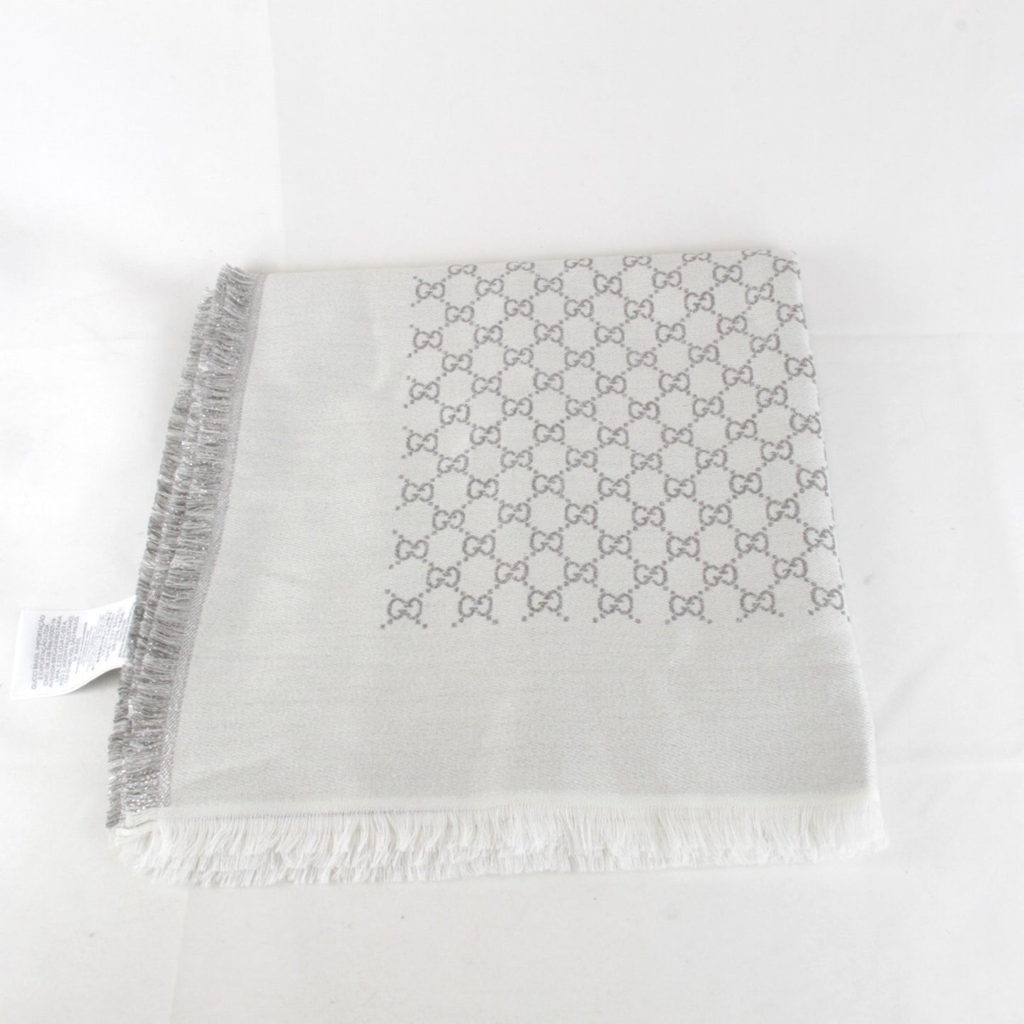 Gucci Wool White Scarves