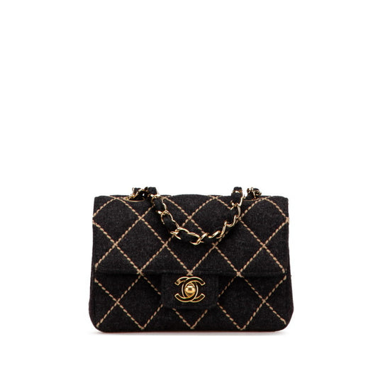 Chanel Wool Gray Shoulder Bags