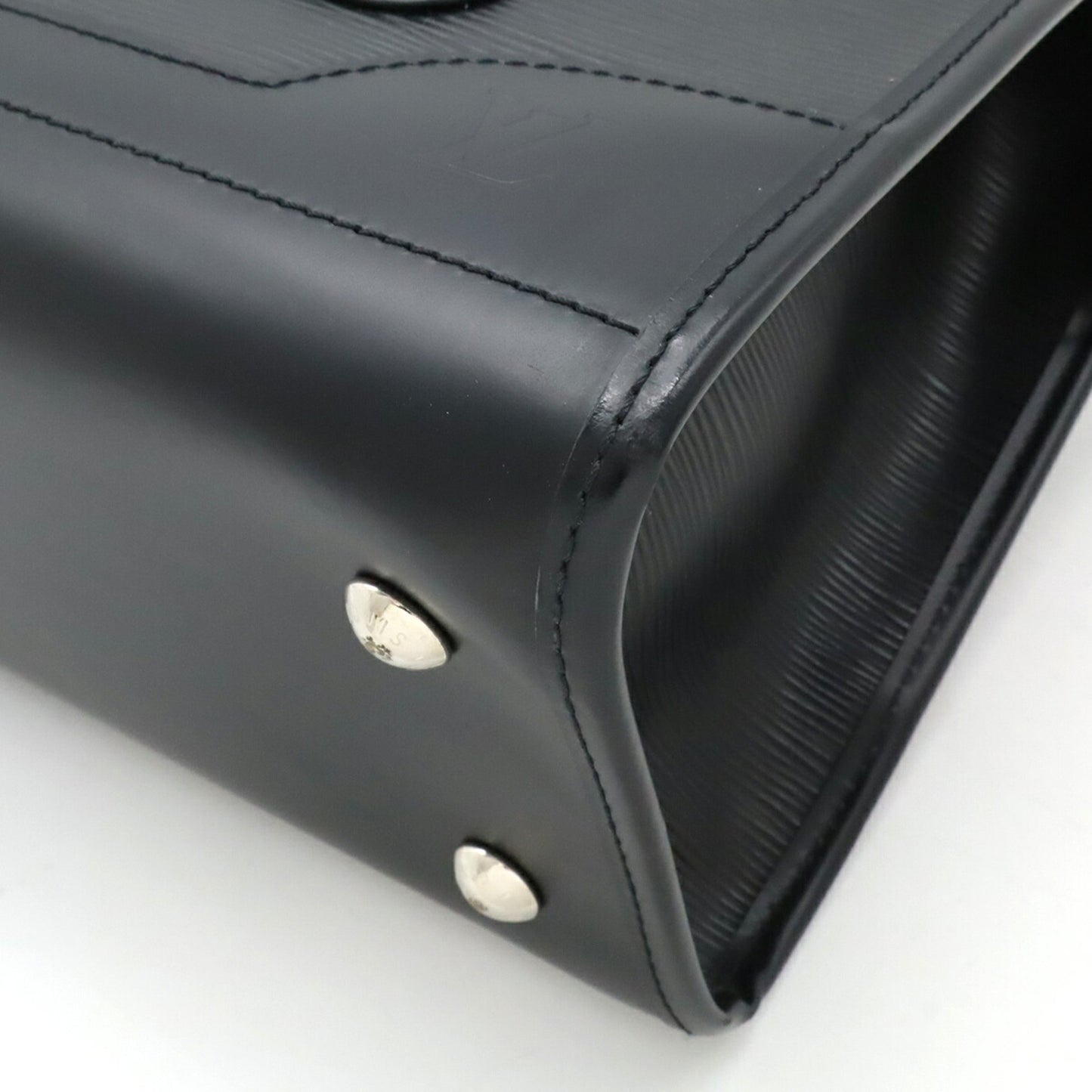 Louis Vuitton Epi Black Shoulder Bags