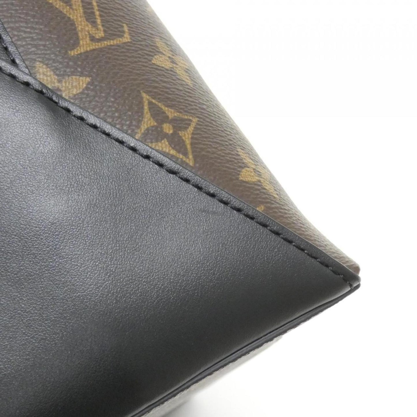 Louis Vuitton Coated Canvas Brown Handbags