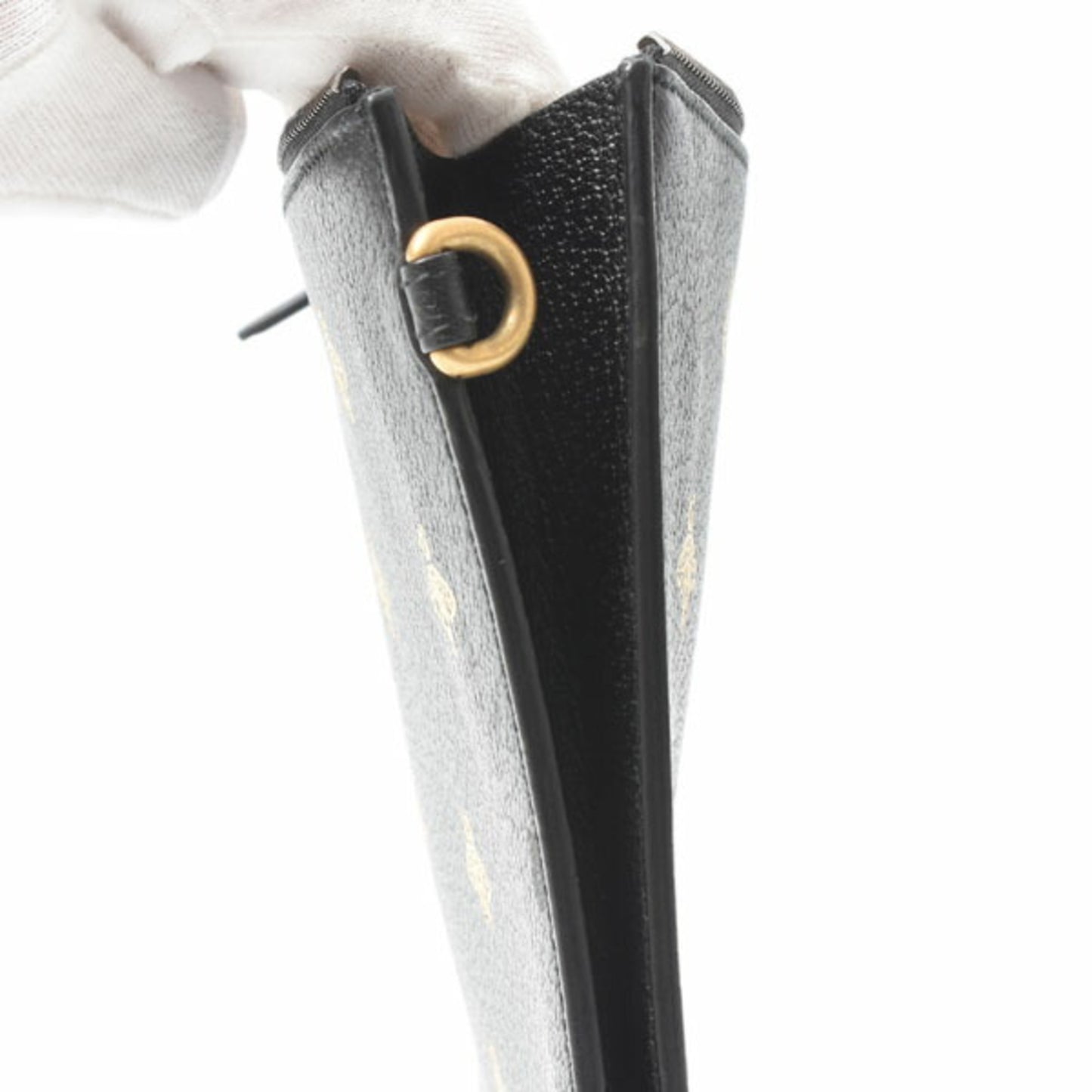 Gucci Others Black Clutch Bags