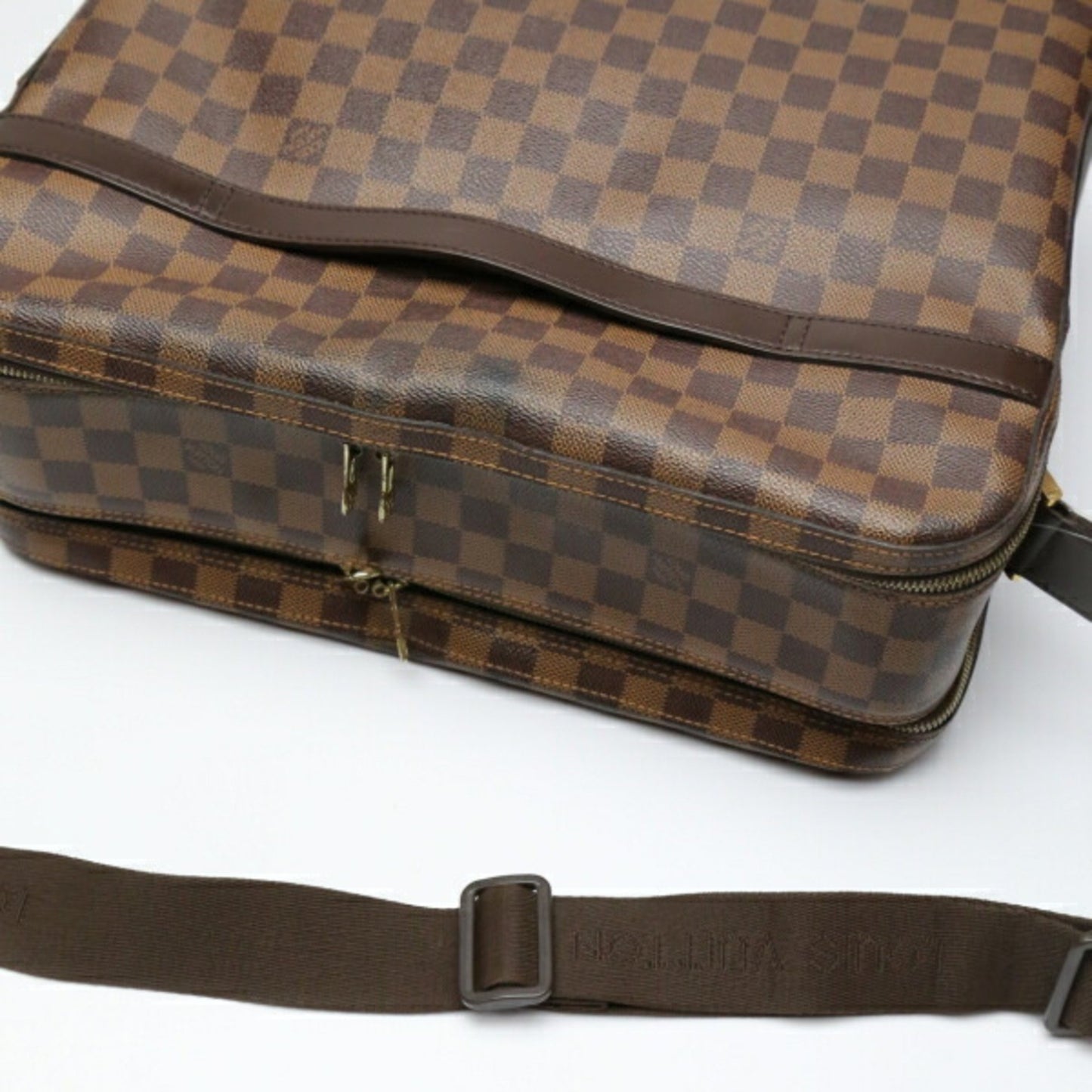 Louis Vuitton Monogram Canvas Brown Shoulder Bags