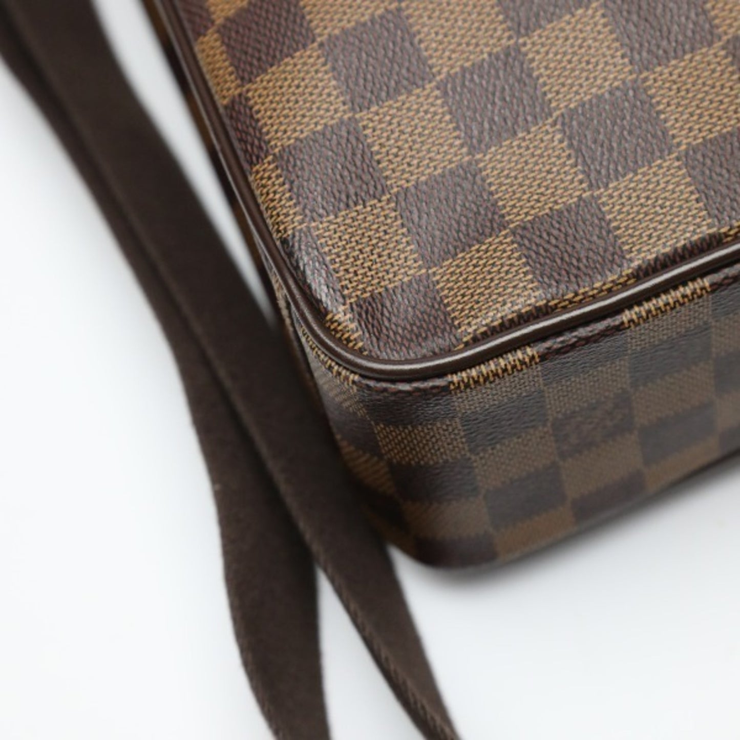 Louis Vuitton Monogram Canvas Brown Shoulder Bags
