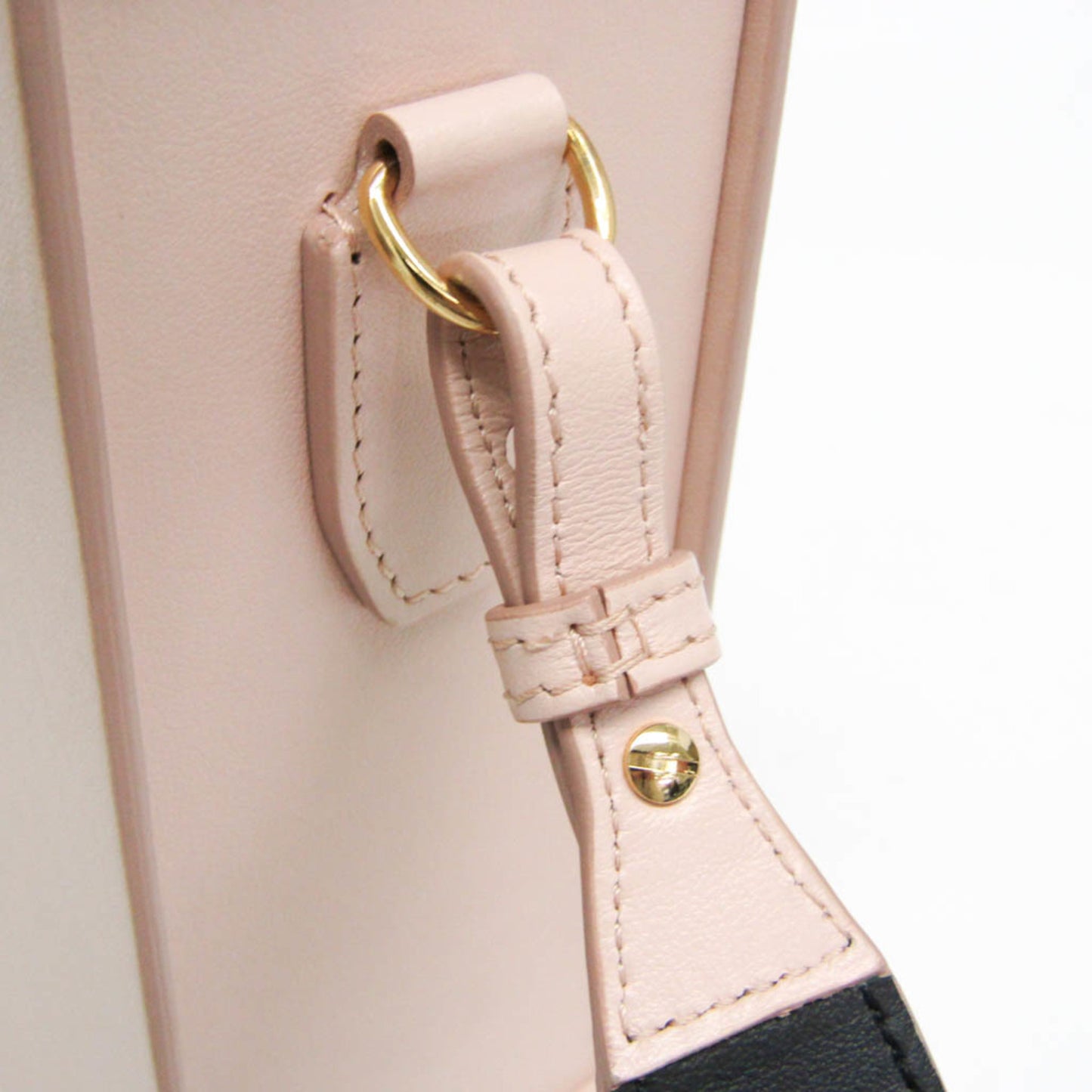 Fendi Others Pink Shoulder Bags