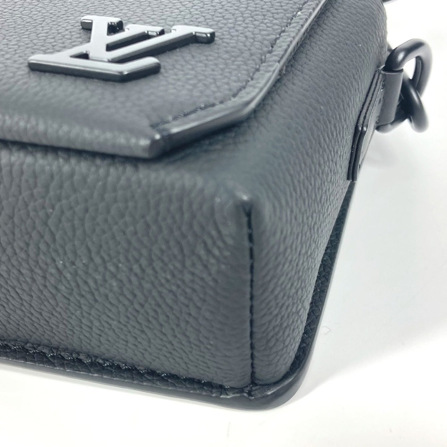 Louis Vuitton Others Black Shoulder Bags