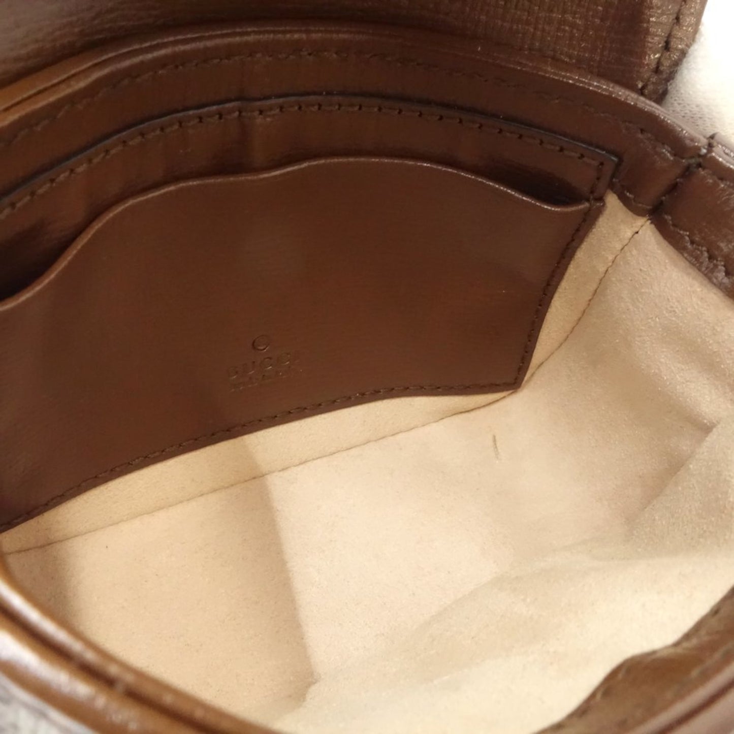 Gucci Canvas Brown Shoulder Bags