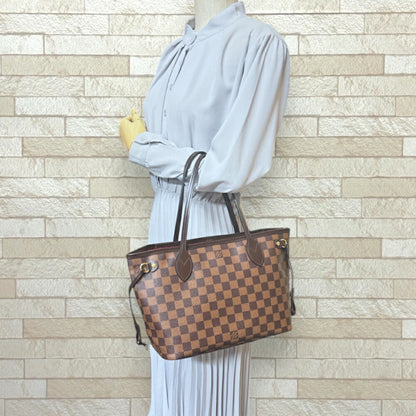Louis Vuitton Monogram Canvas Brown Tote Bags