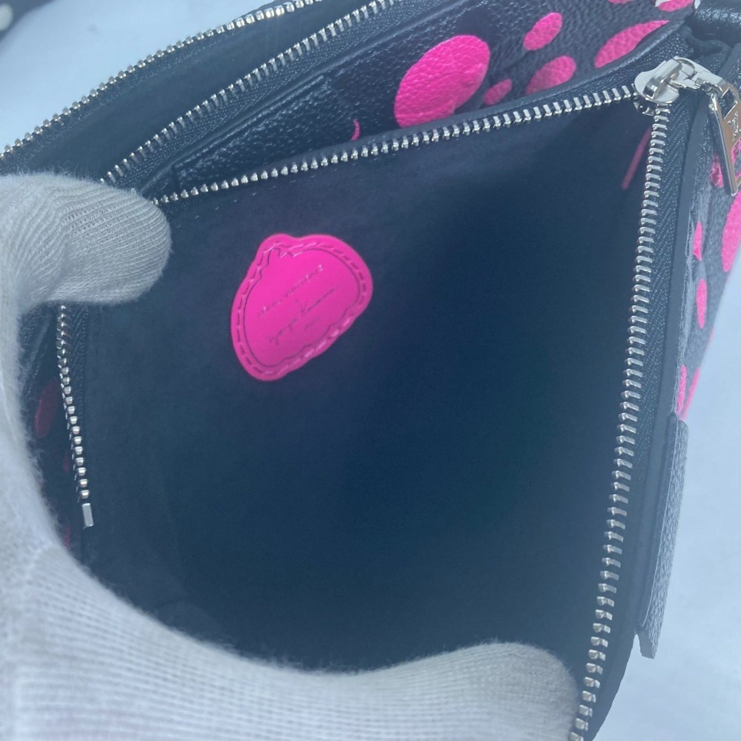 Louis Vuitton Empreinte Black Shoulder Bags