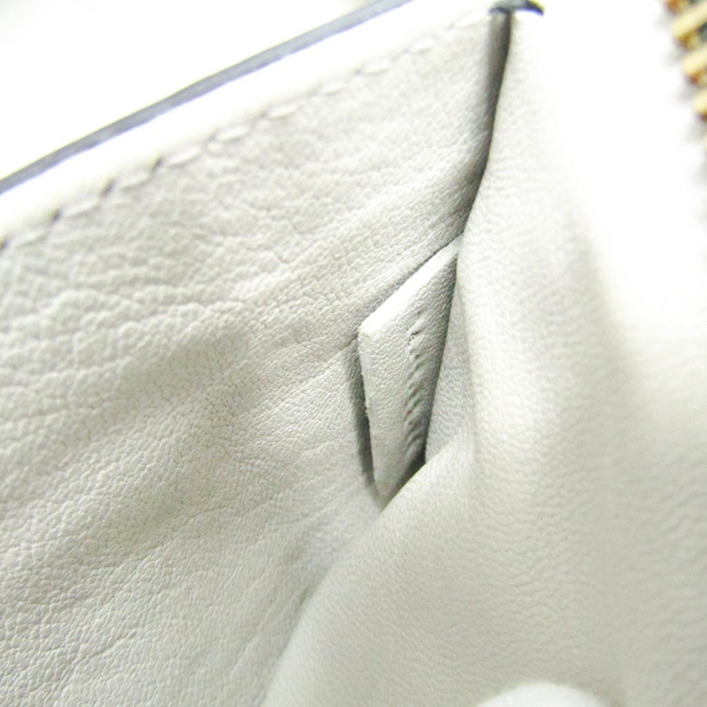 Chloé Others Black Handbags