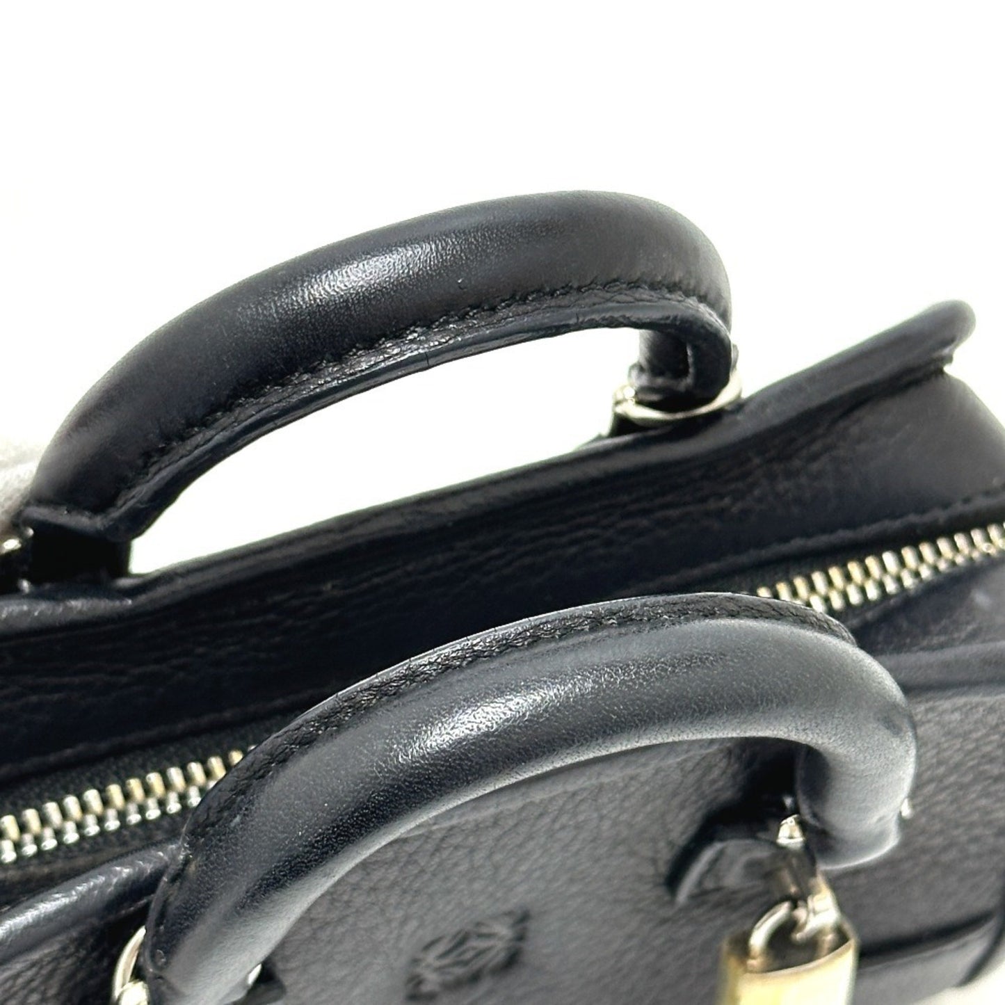 Loewe Others Black Shoulder Bags