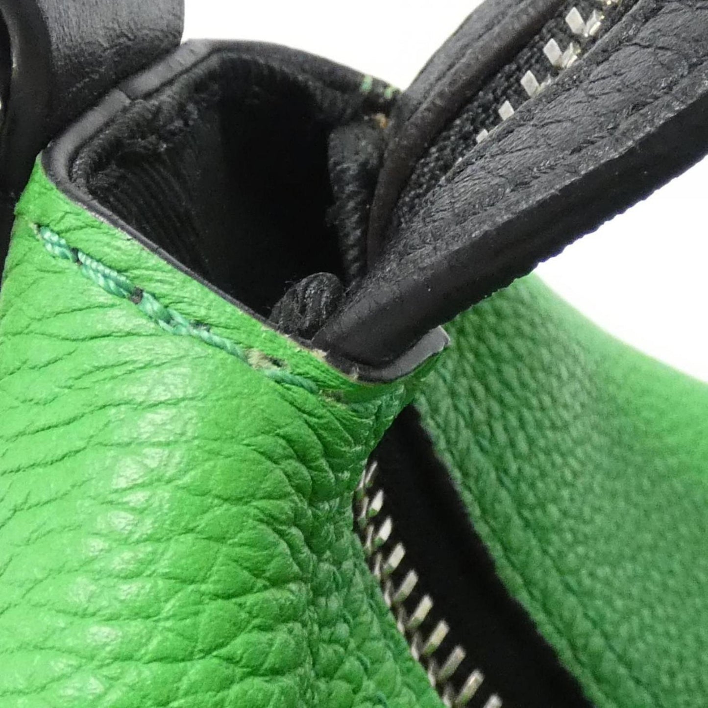 Louis Vuitton Others Green Shoulder Bags