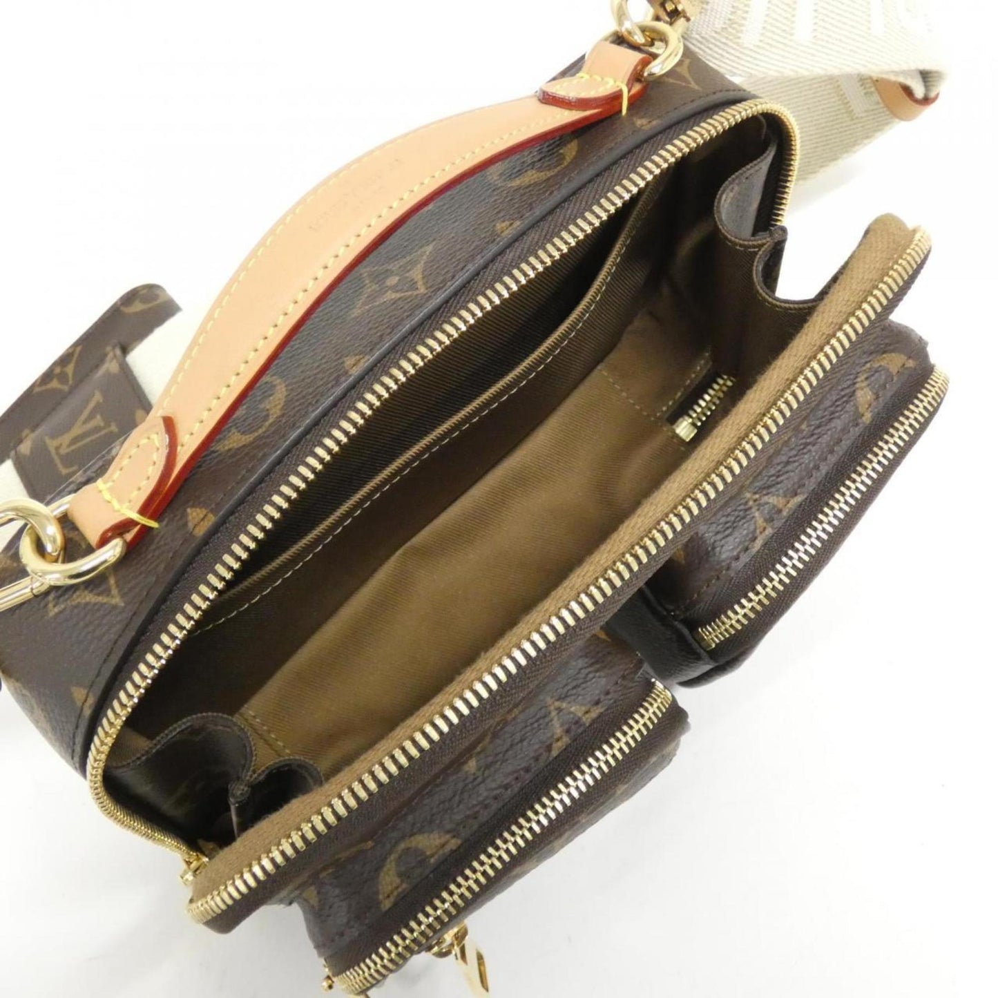 Louis Vuitton Coated Canvas Brown Shoulder Bags