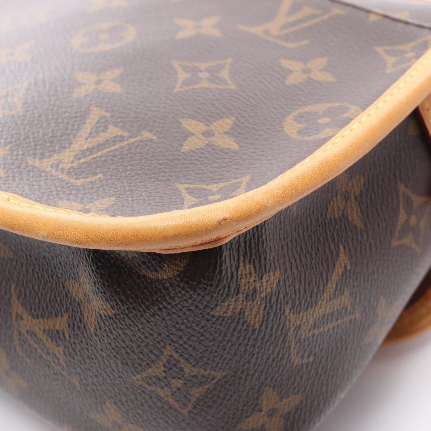 Louis Vuitton Coated Canvas Brown Shoulder Bags