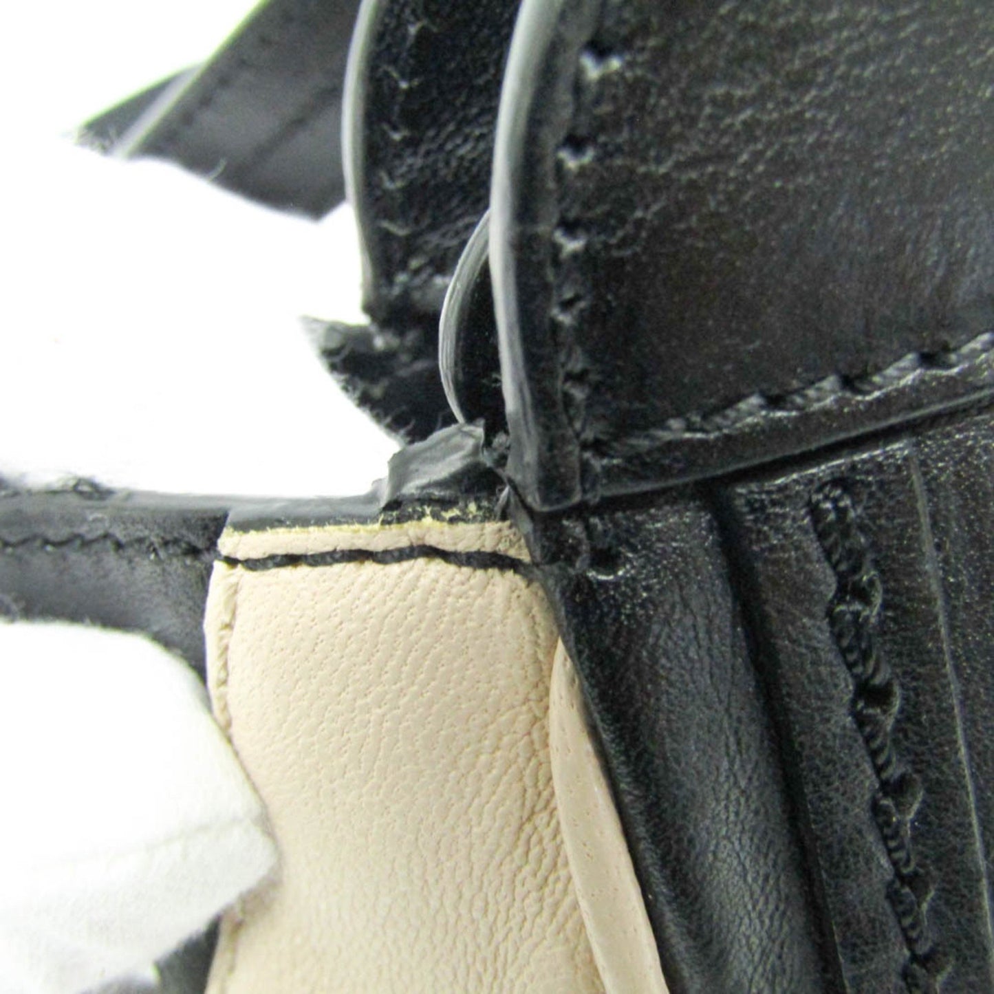 Chloé Others Black Handbags