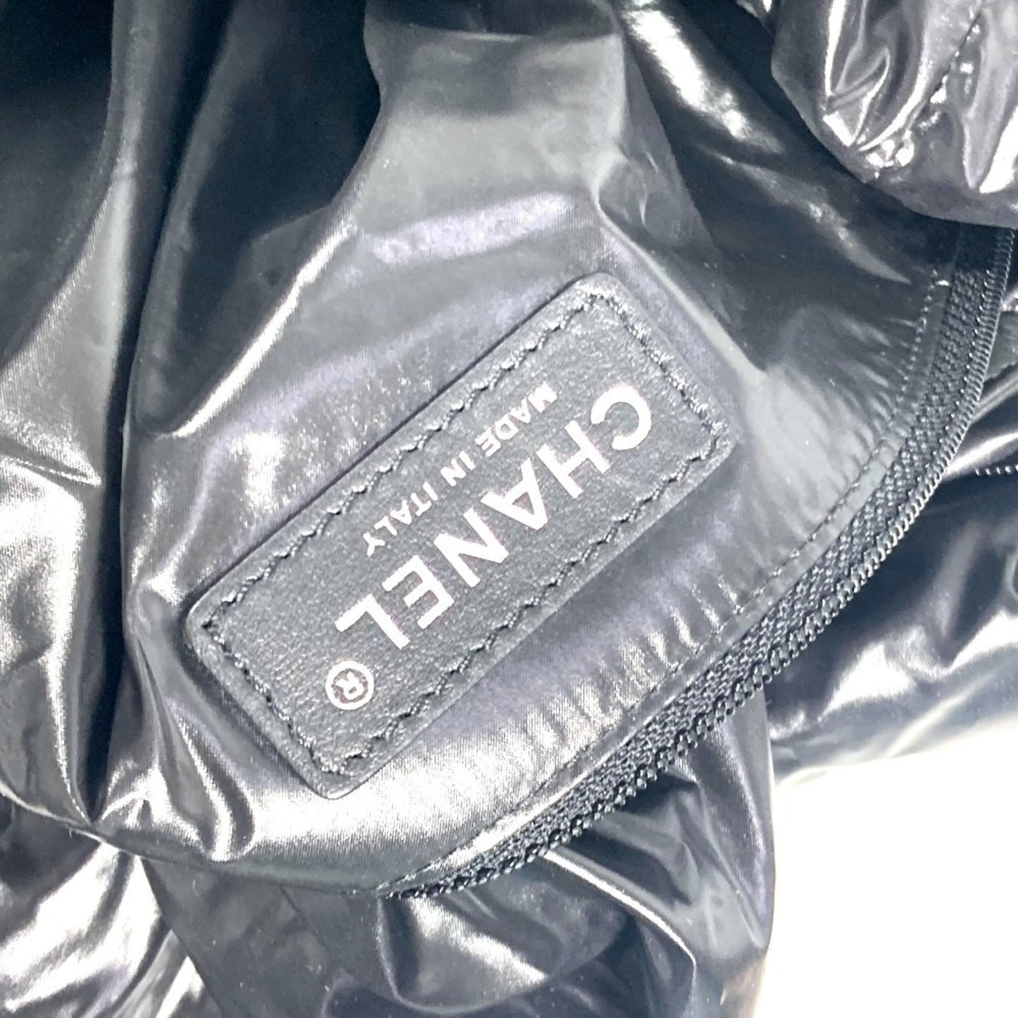 Chanel Wool Black Shoulder Bags