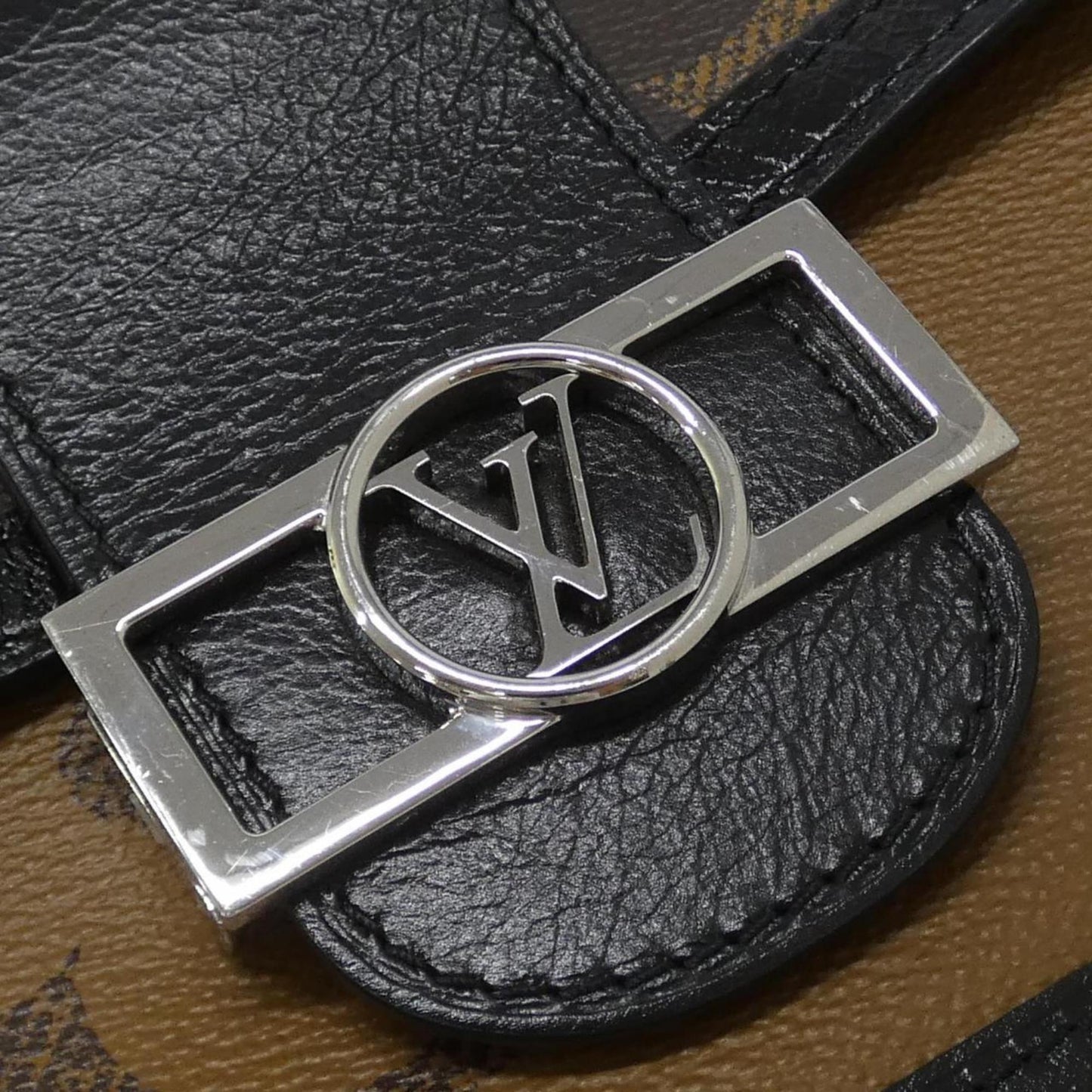 Louis Vuitton Coated Canvas Black Shoulder Bags