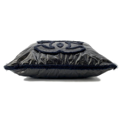 Chanel Nylon Black Shoulder Bags
