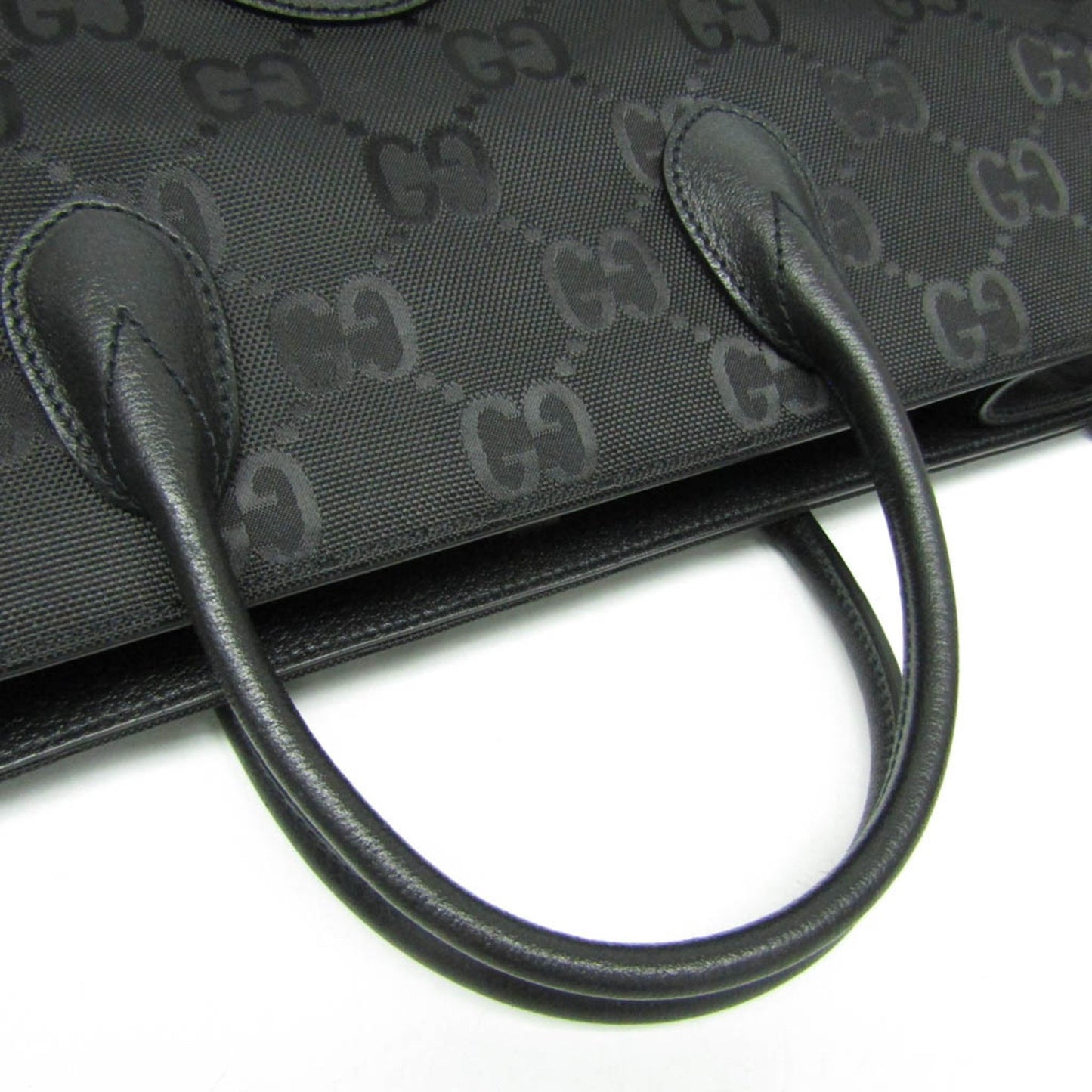 Gucci Nylon Black Handbags