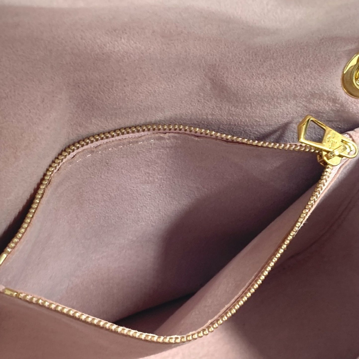 Louis Vuitton Monogram Canvas Brown Shoulder Bags
