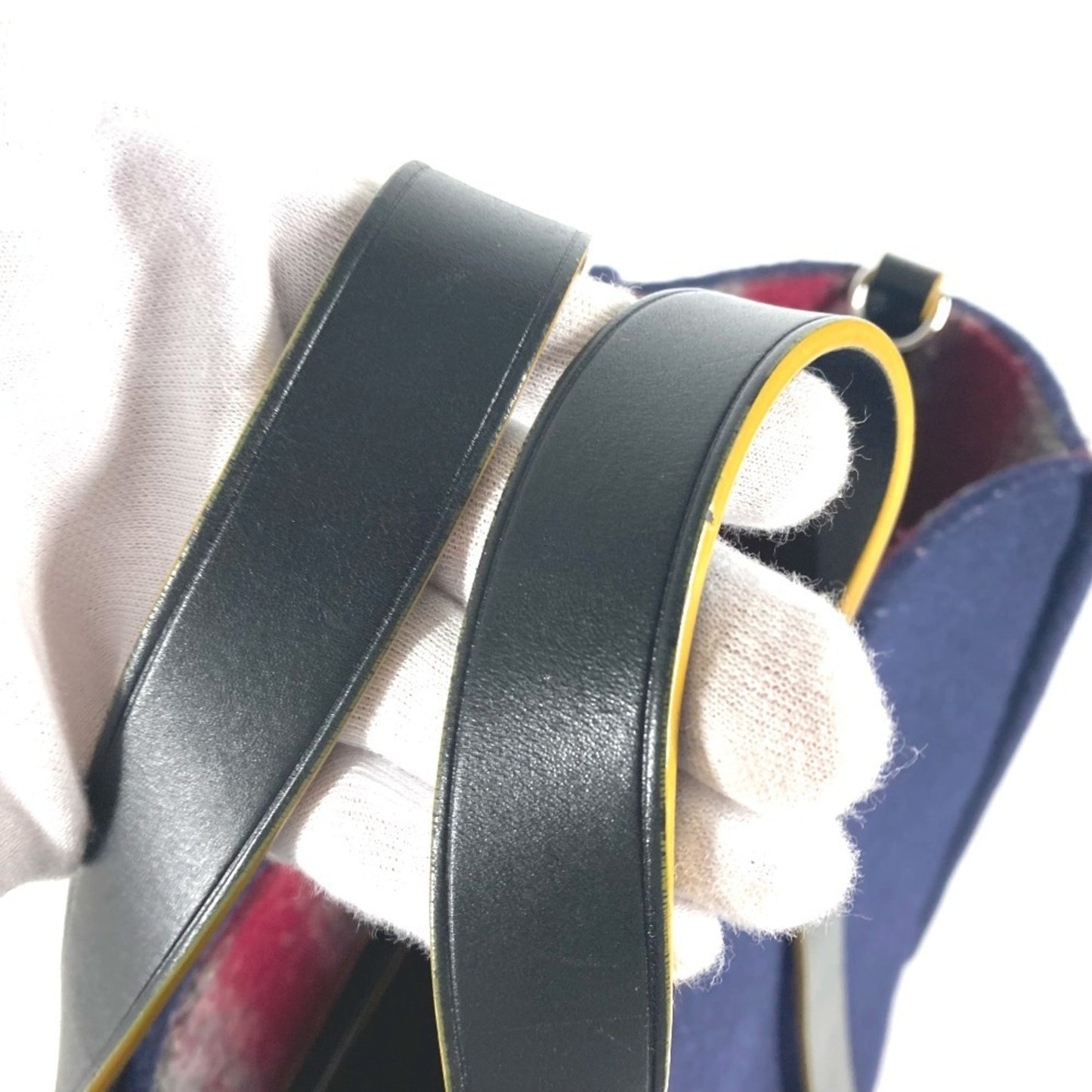 Fendi Wool Blue Shoulder Bags