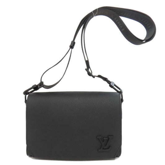 Louis Vuitton Others Black Shoulder Bags