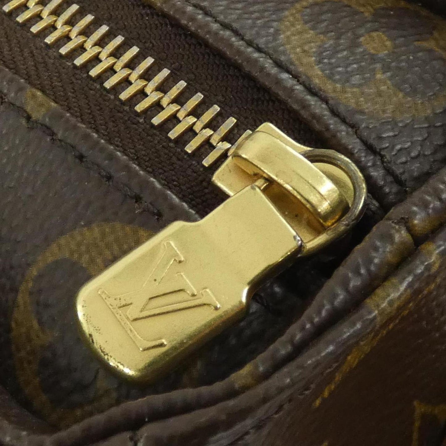 Louis Vuitton Coated Canvas Brown Shoulder Bags
