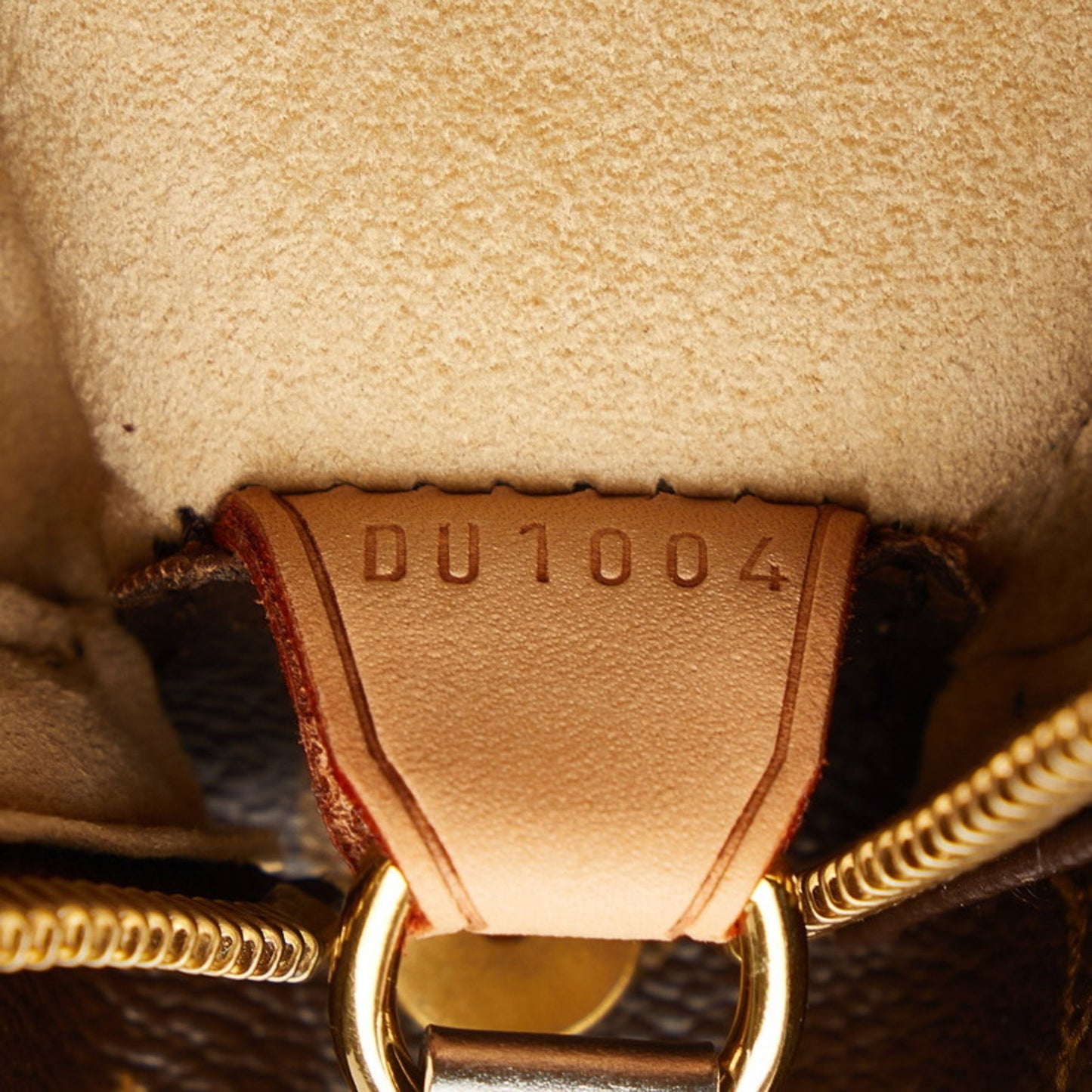 200858963.jpg