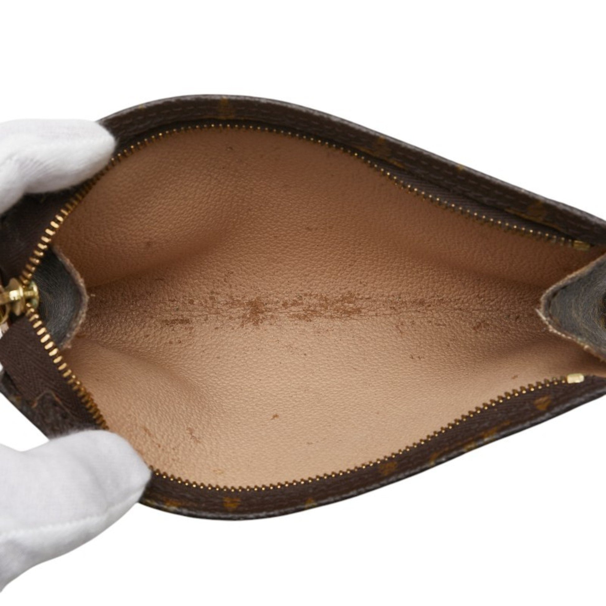 200861575.jpg