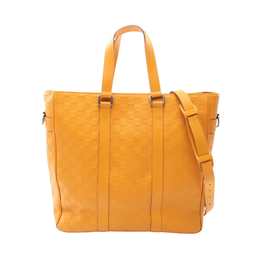 Louis Vuitton Leather Shoulder Bag with Shoulder Strap and Good Condition