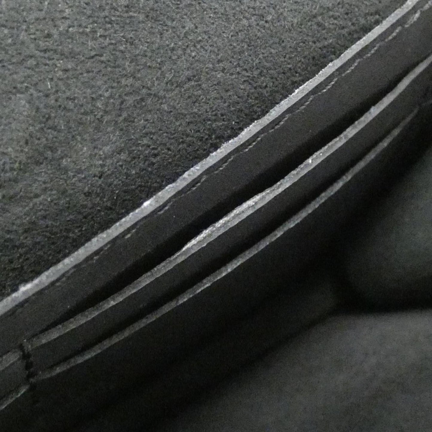 205647944.jpg