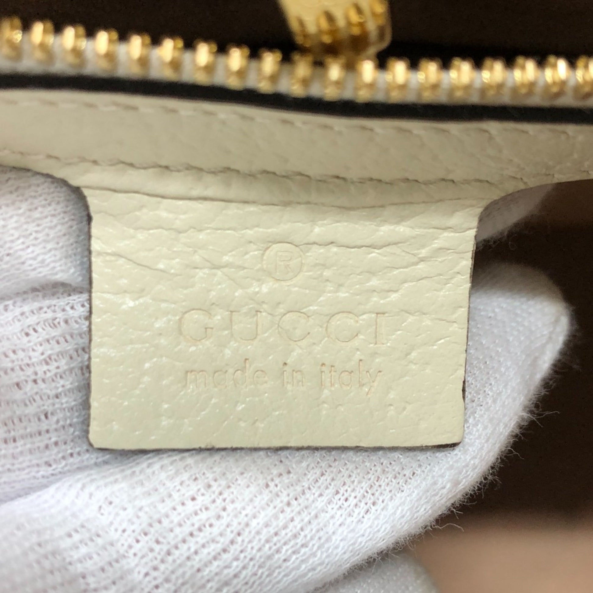 210288448.jpg