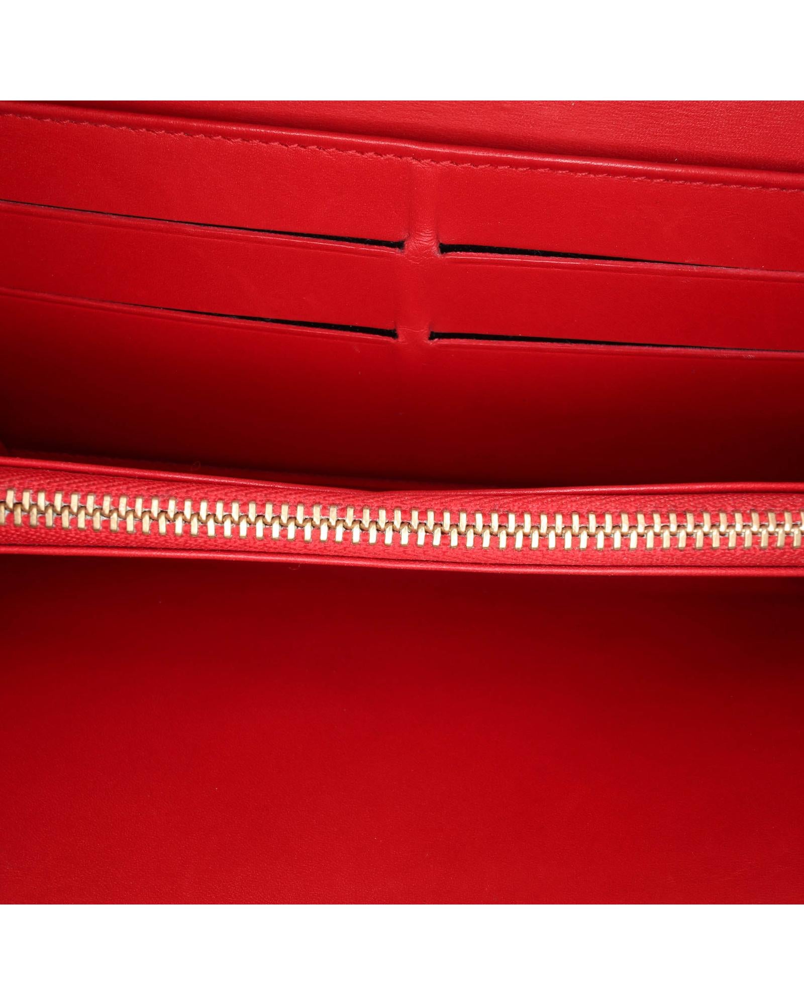 210398869.jpg