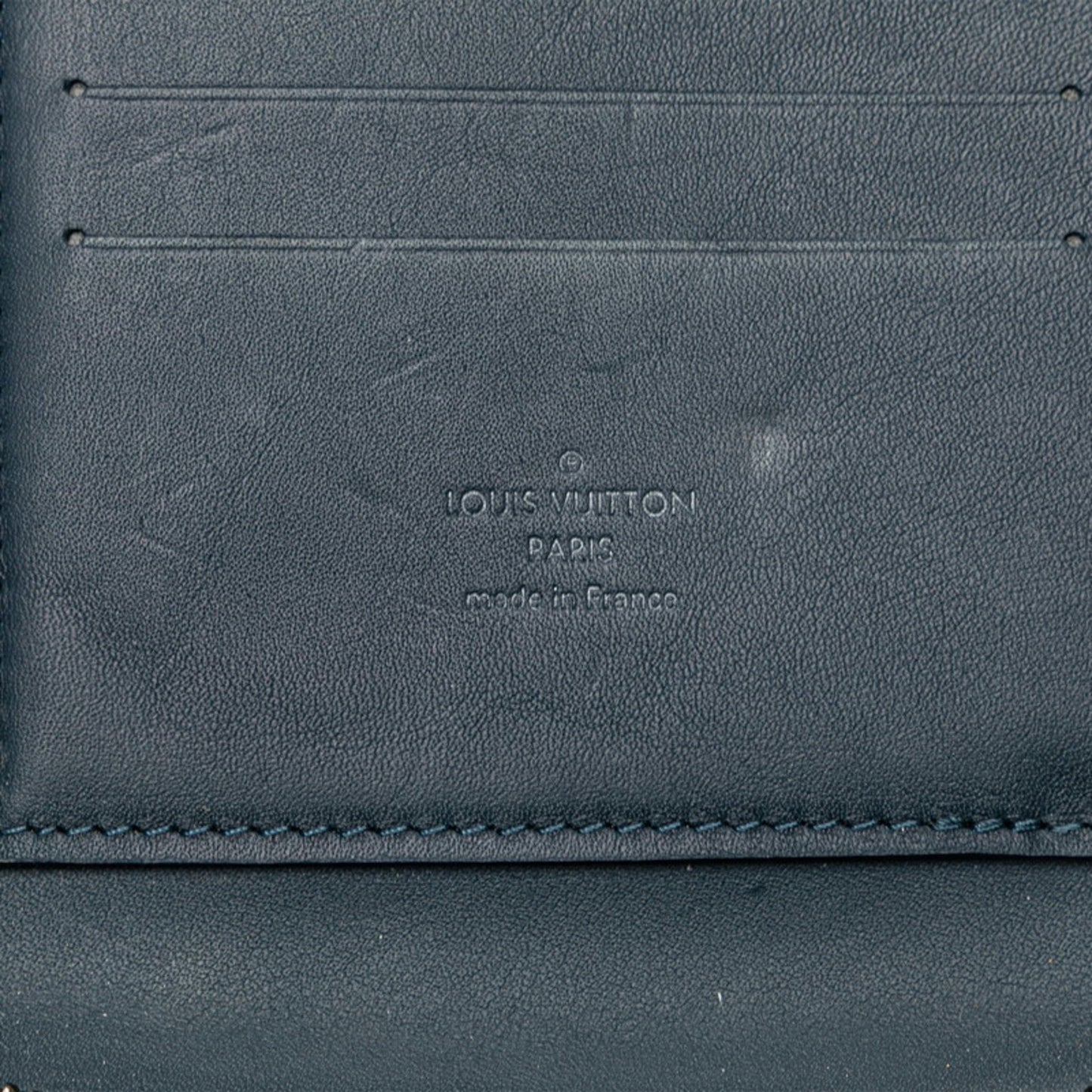 210544984.jpg