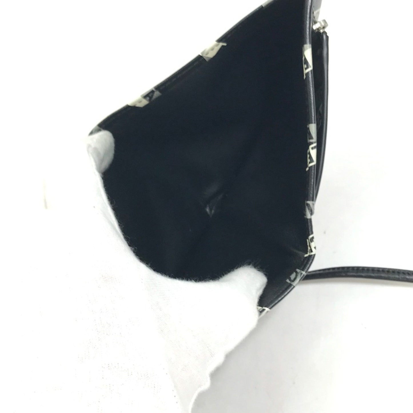 210545733.jpg