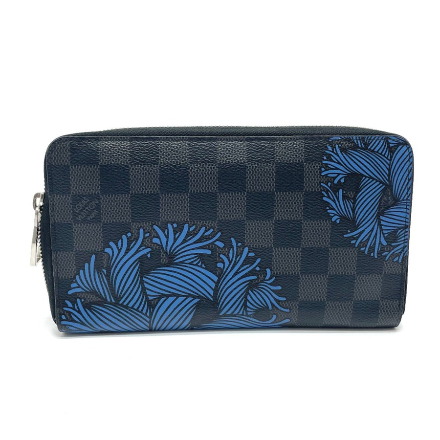Louis Vuitton Luxury Canvas Zippy Organizer with Multiple Compartments