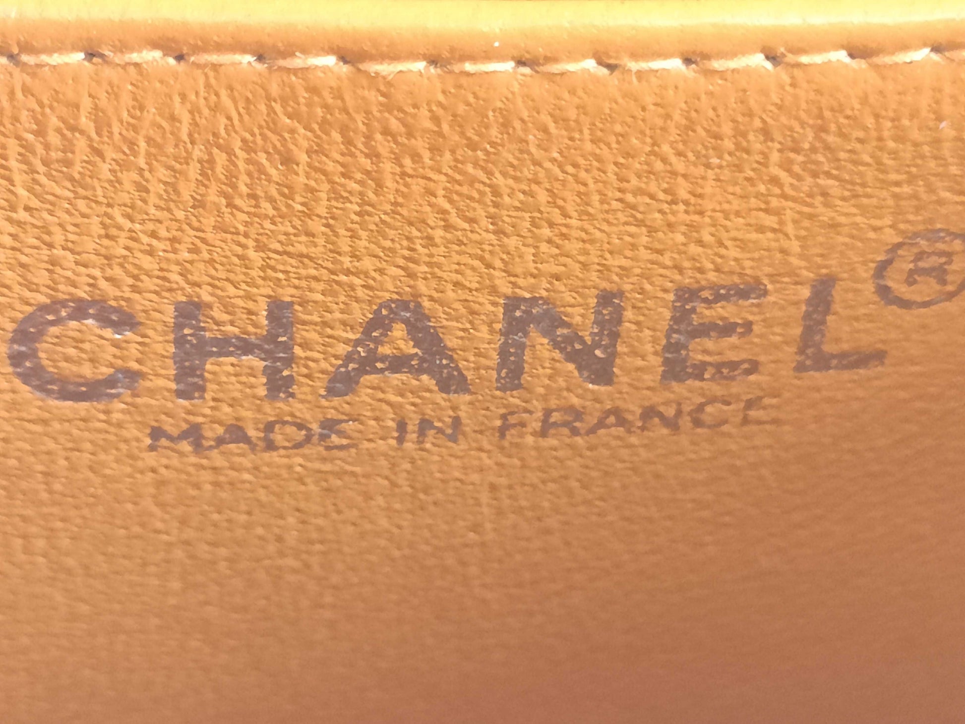 210546988.jpg