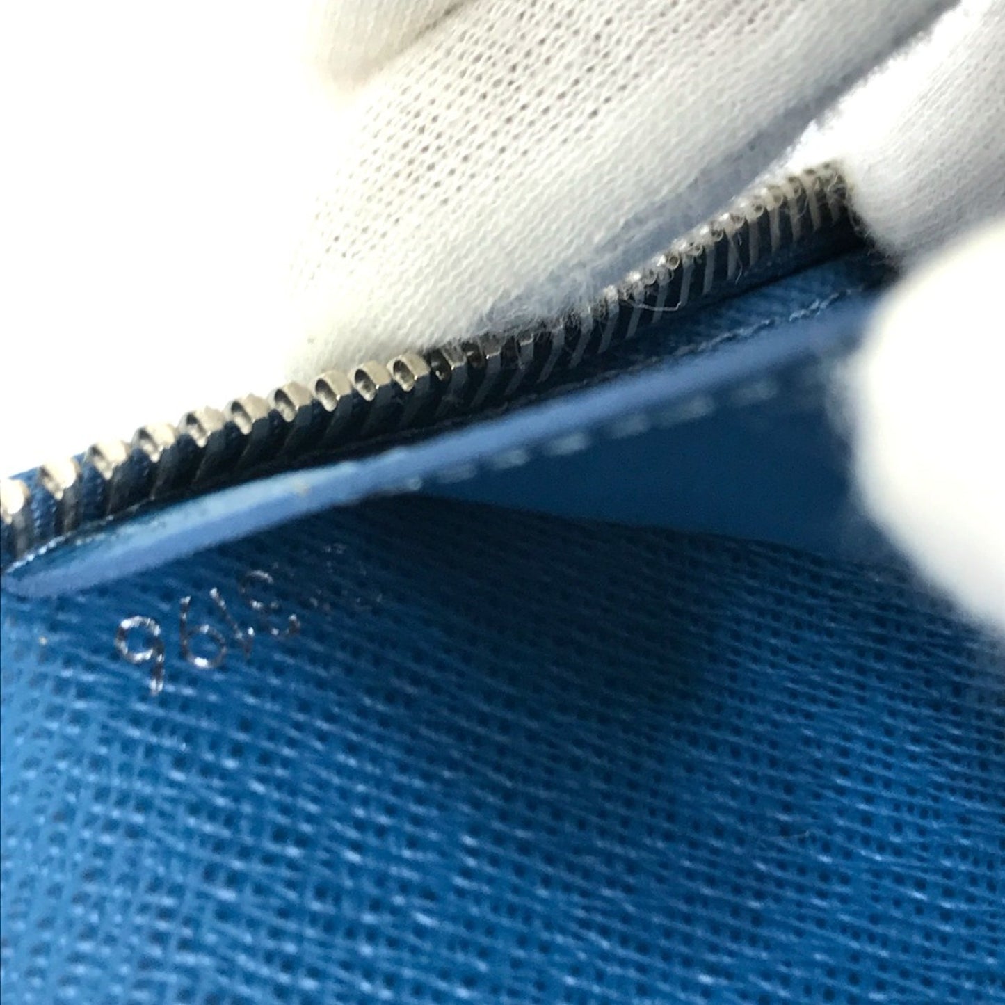 210549620.jpg
