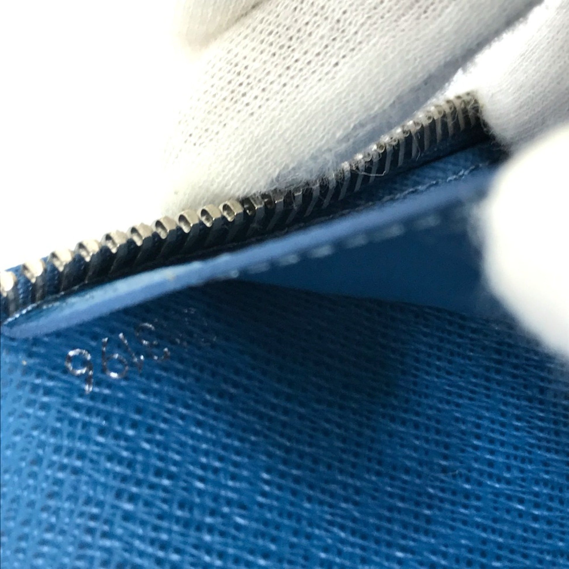 210549620.jpg